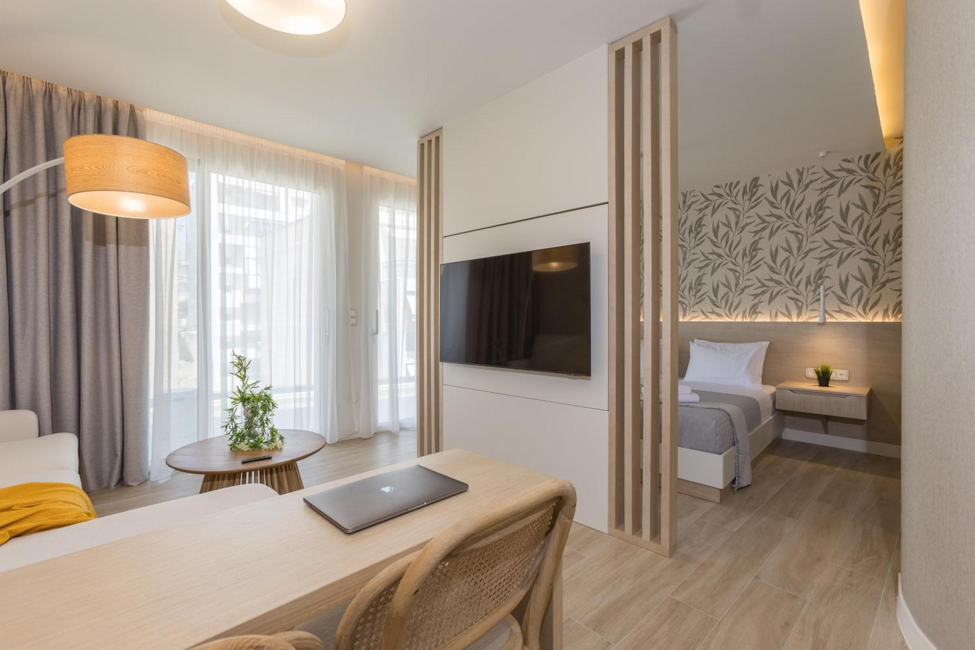 The Mediterranean Suites Piræus Eksteriør billede