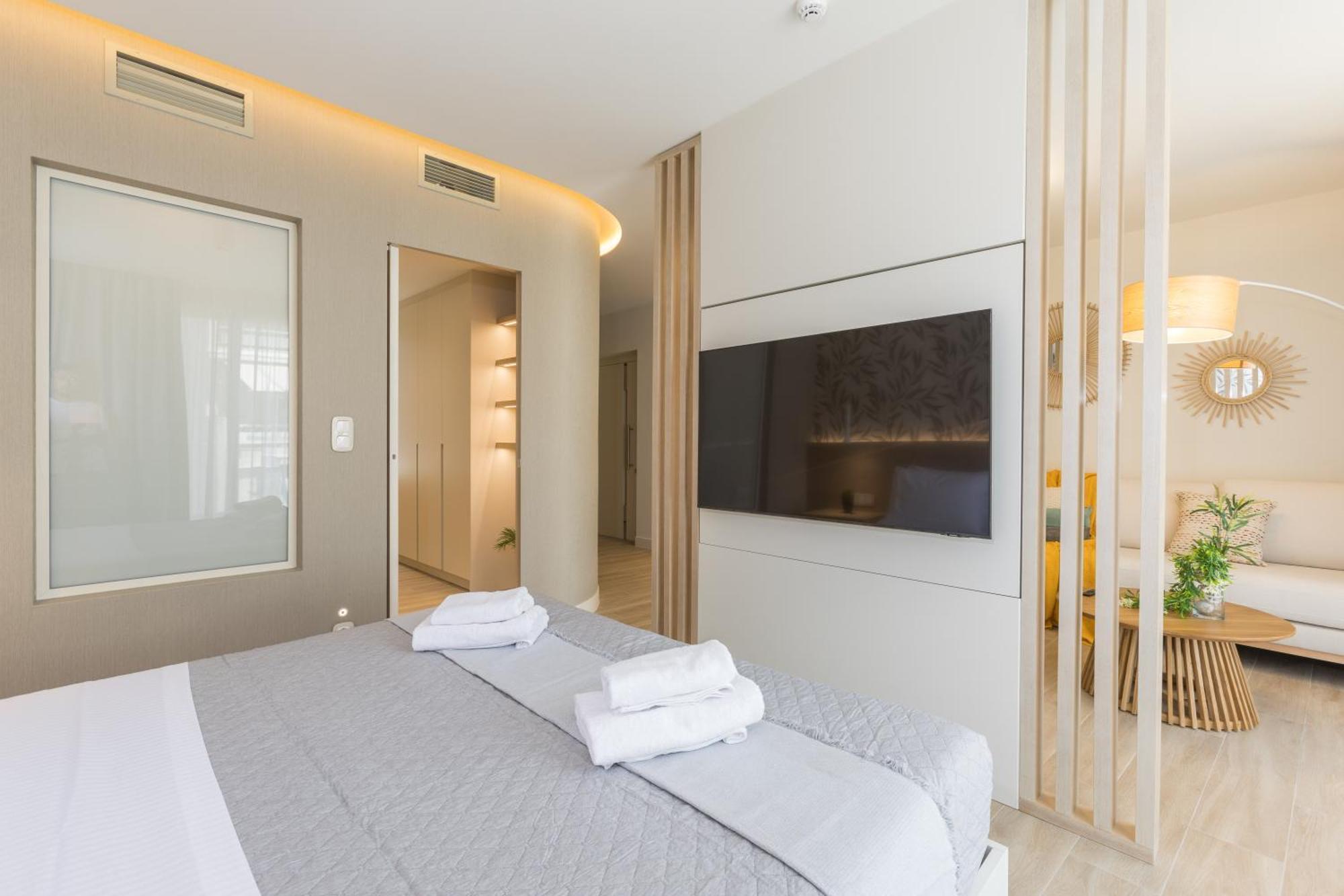 The Mediterranean Suites Piræus Eksteriør billede