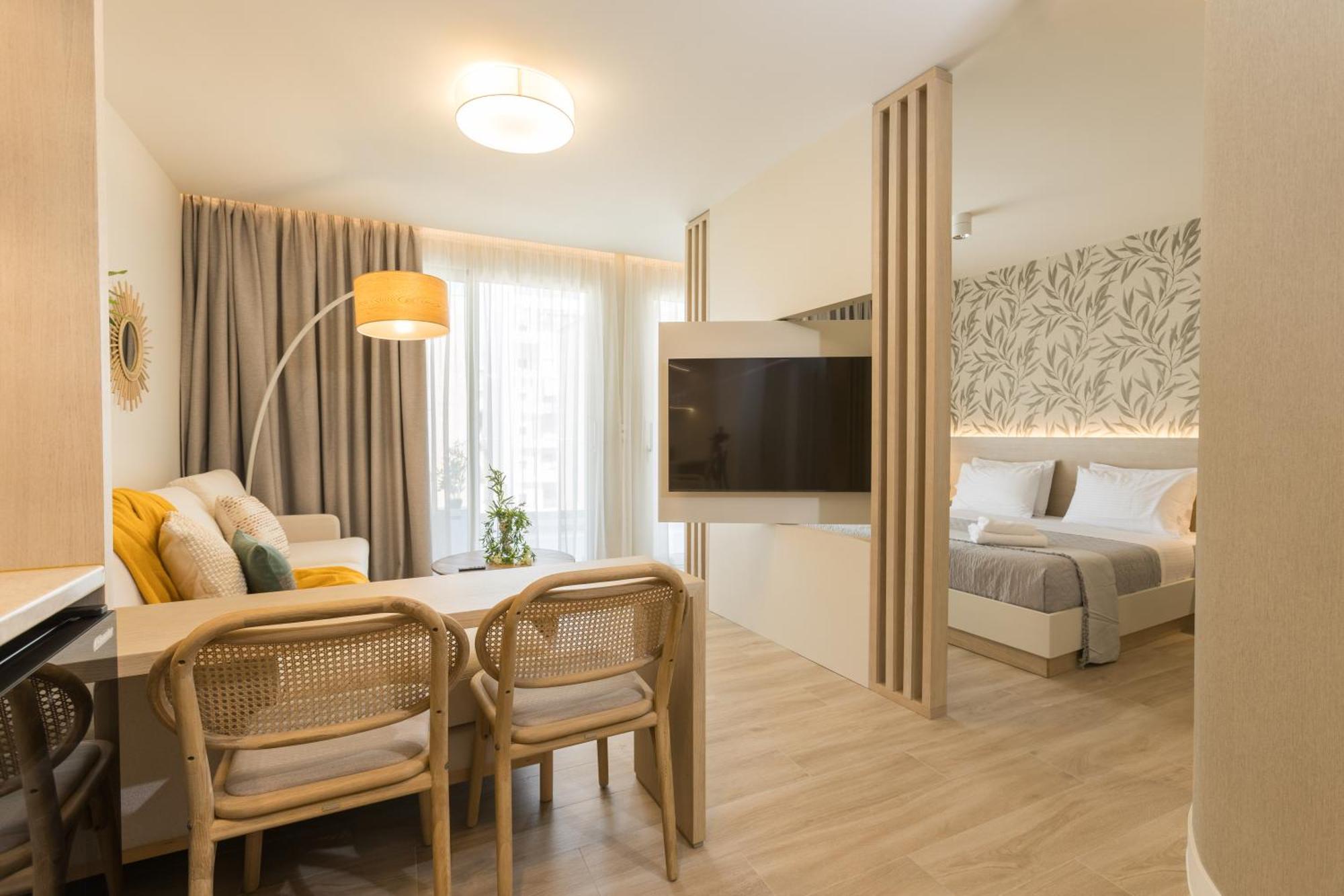 The Mediterranean Suites Piræus Eksteriør billede