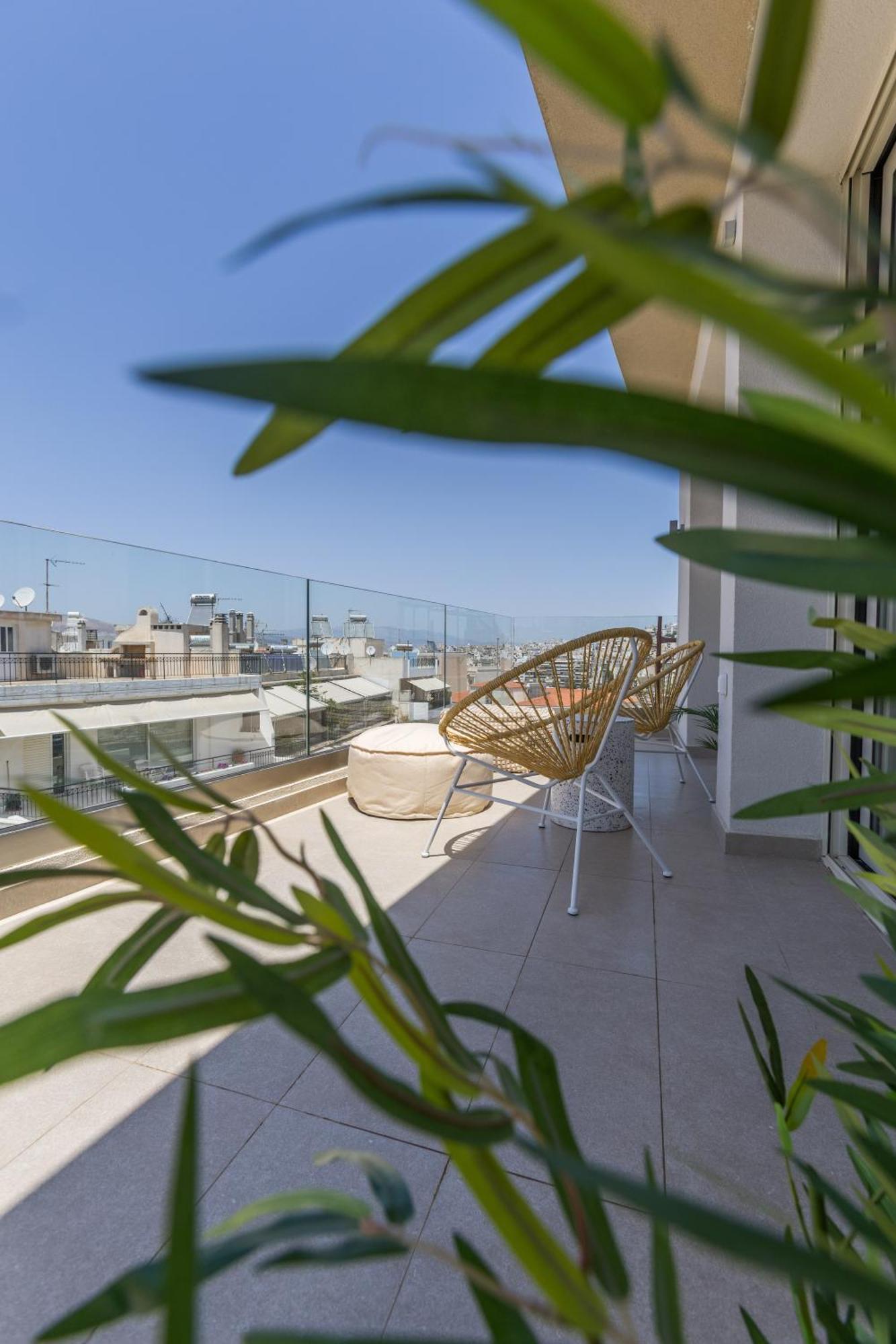 The Mediterranean Suites Piræus Eksteriør billede